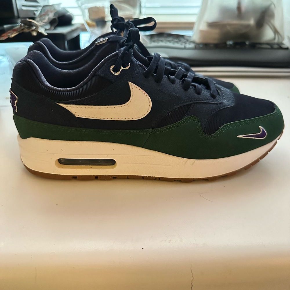 WMNS Nike Air Max 1 QS “Letterman Pack”